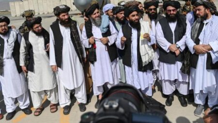 Taliban yerli ve milli otomobili Mada 9’u görücüye çıkardı! Teknik özellikleri dış görünüşü kadar lüks değil