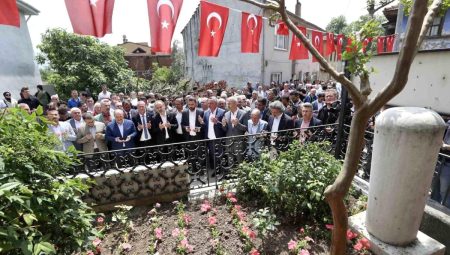 Bursa’da Osmanlı Devleti’nin kurucuları anıldı