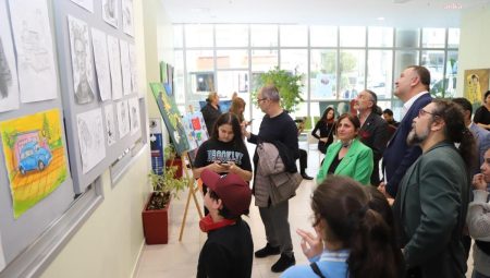 Kartal Belediyesi Sanat Akademisi Resim Bölümü öğrencileri dönem sonu sergisi düzenledi