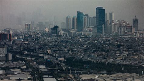 Jakarta'nın Baş Döndüren Gece Hayatı